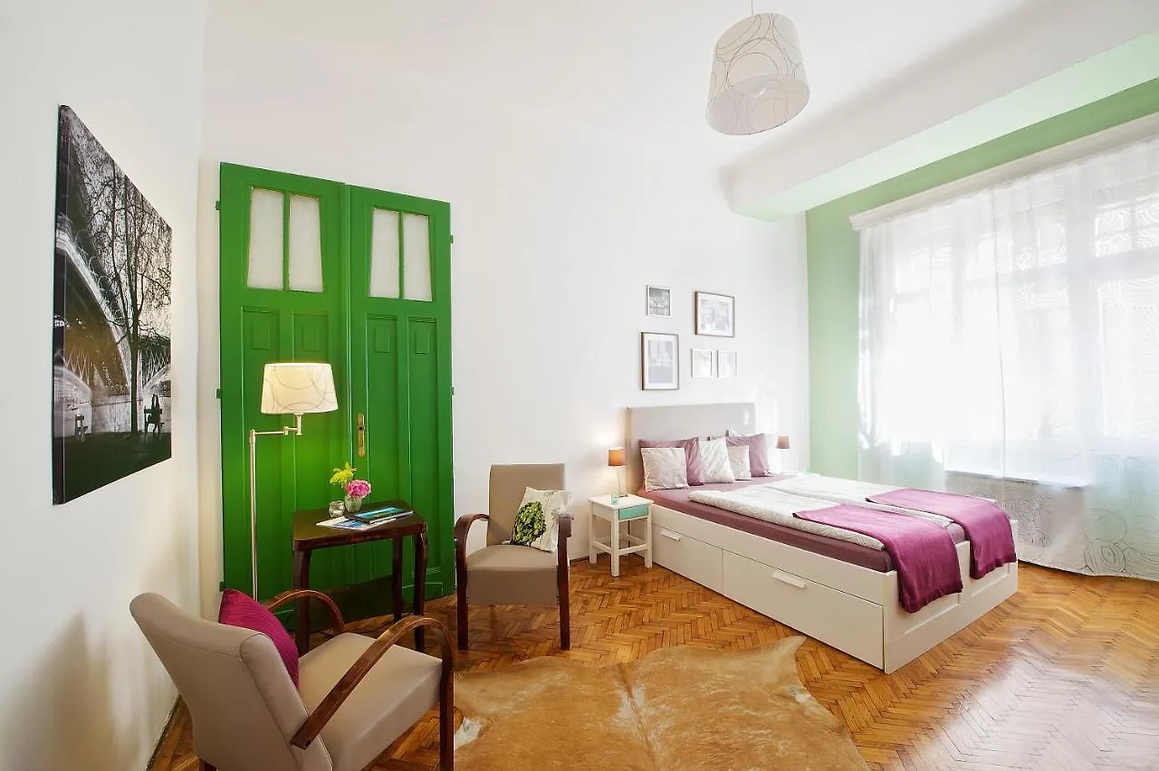 Green Door Family Apartment Budapešť
